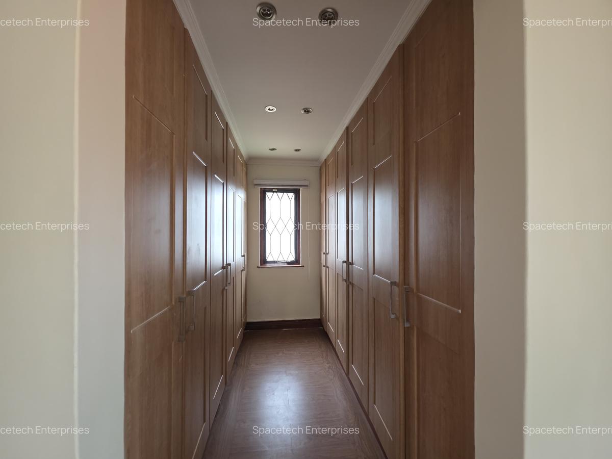 5 Bed House with En Suite in Gigiri - 16