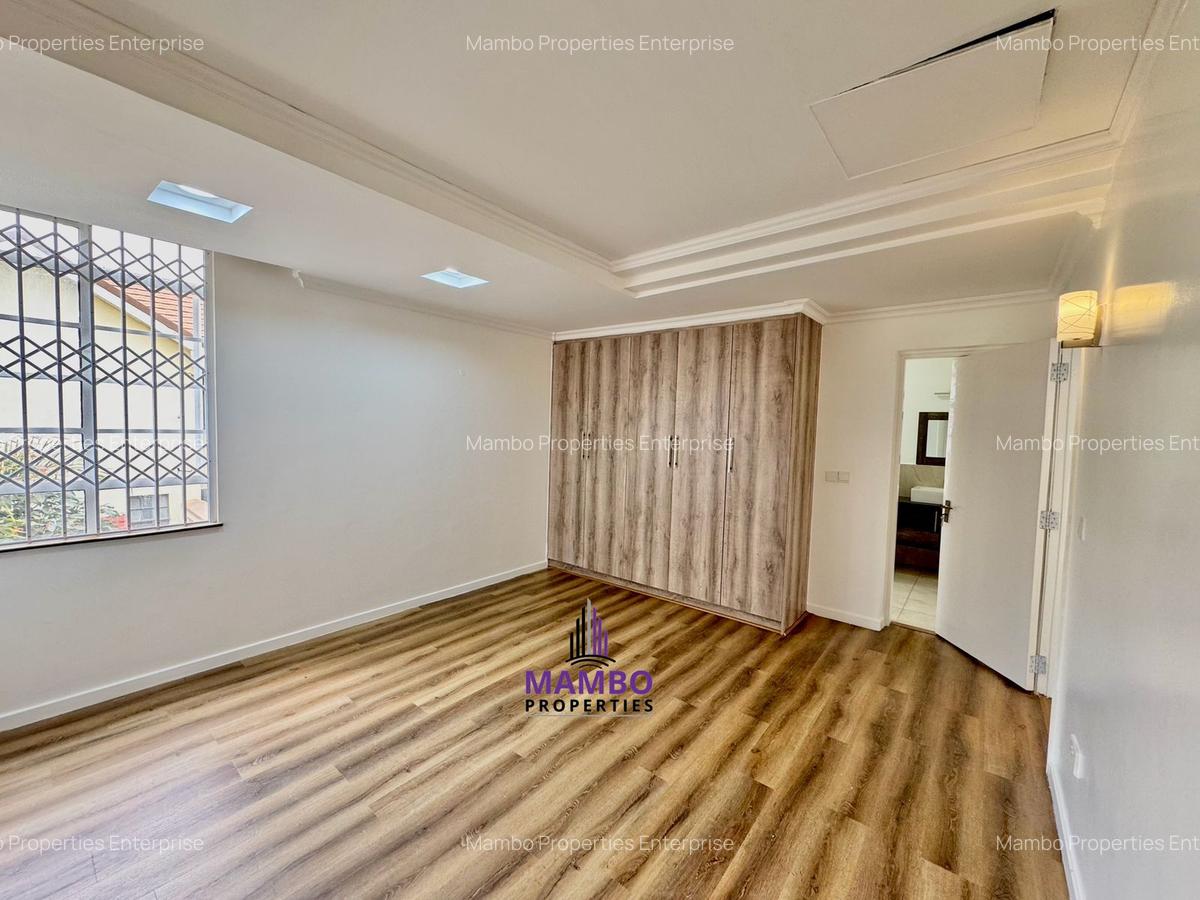 4 Bed Townhouse with En Suite at Westlands - 11