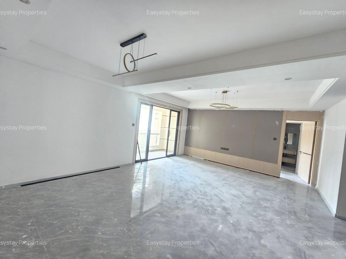 2 Bed Apartment with En Suite in Riverside - 3