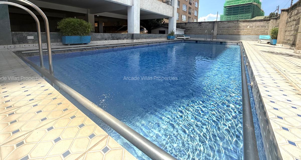 3 Bed Apartment with En Suite in Riverside - 17