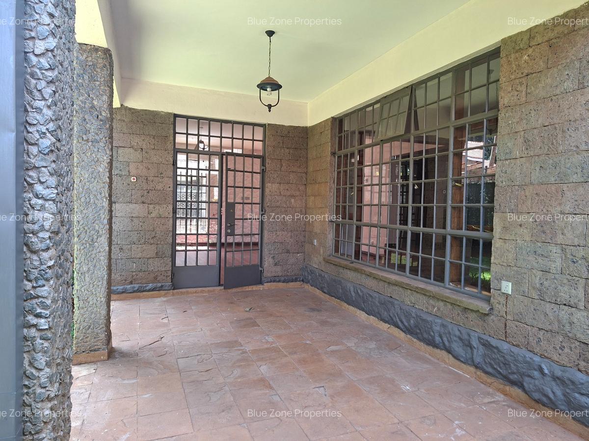 4 Bed Townhouse with En Suite at Off Peponi Rd - 3