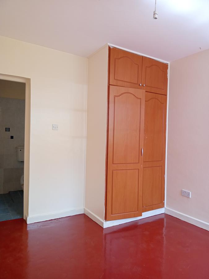 2 Bed Apartment in Garden Estate - 6