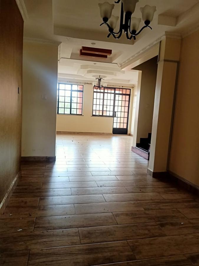 4 Bed Apartment with En Suite at Fourways Junction Estate - 2