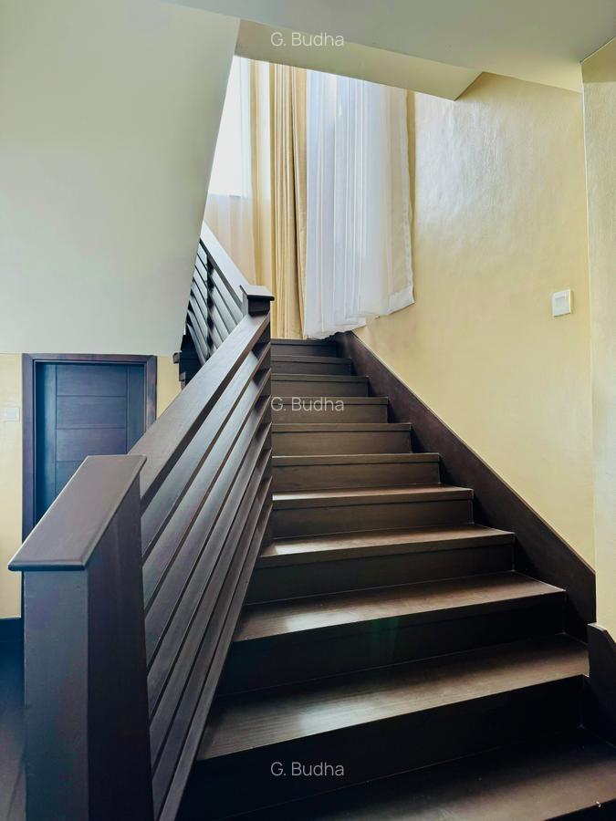 Serviced 4 Bed Apartment with En Suite at Lavington - 13