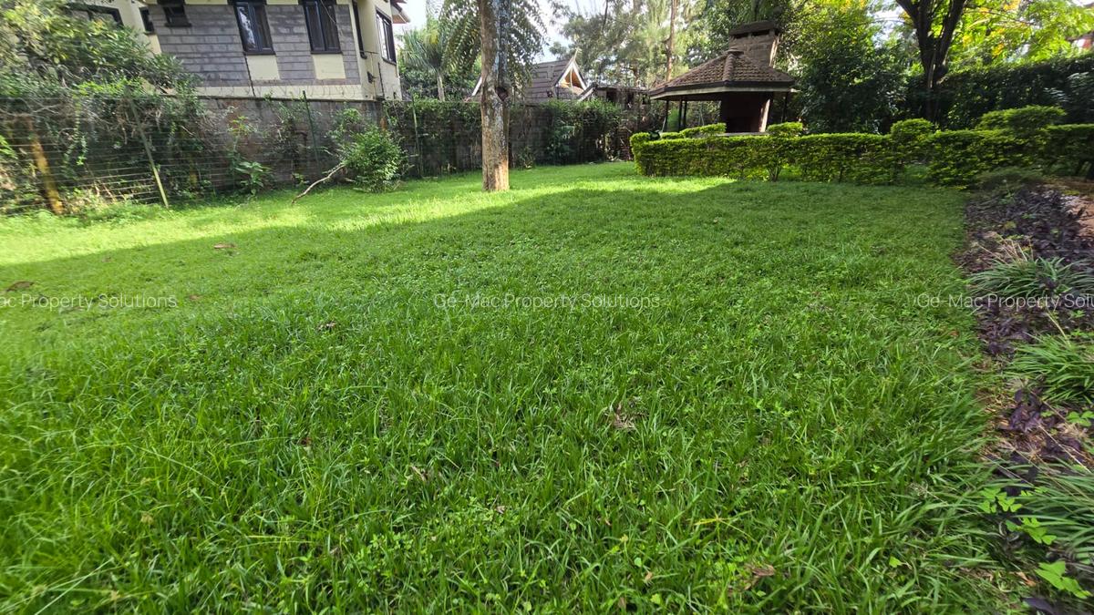 4 Bed House with En Suite in Runda - 2