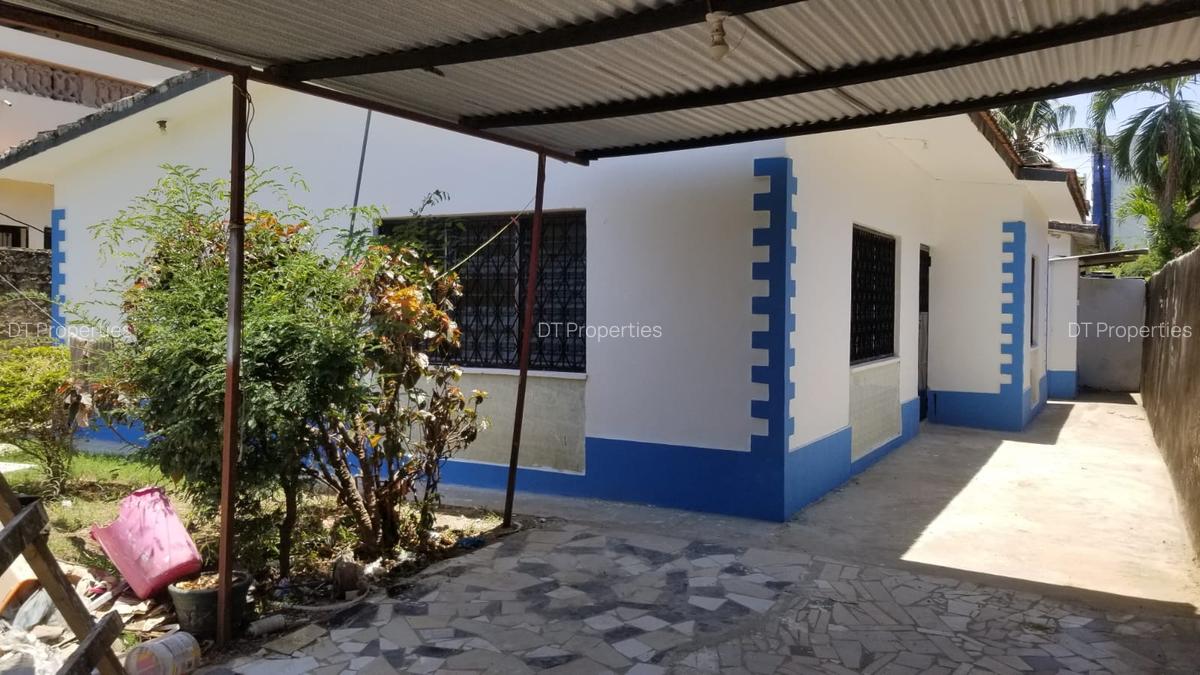 2 Bed House at Vescon - 2