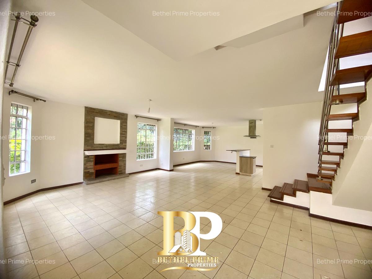 4 Bed Townhouse with En Suite in Spring Valley - 16