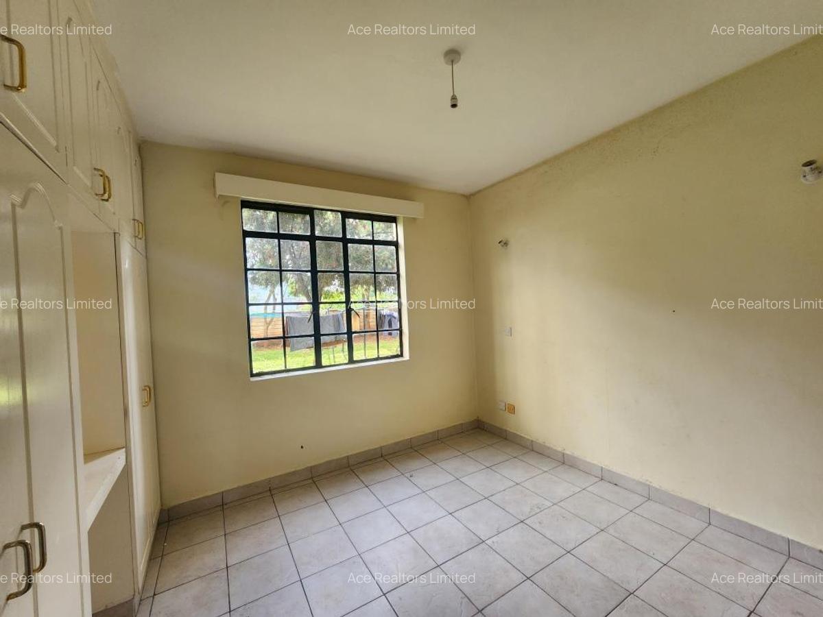 3 Bed Apartment with En Suite at Embakasi - 6