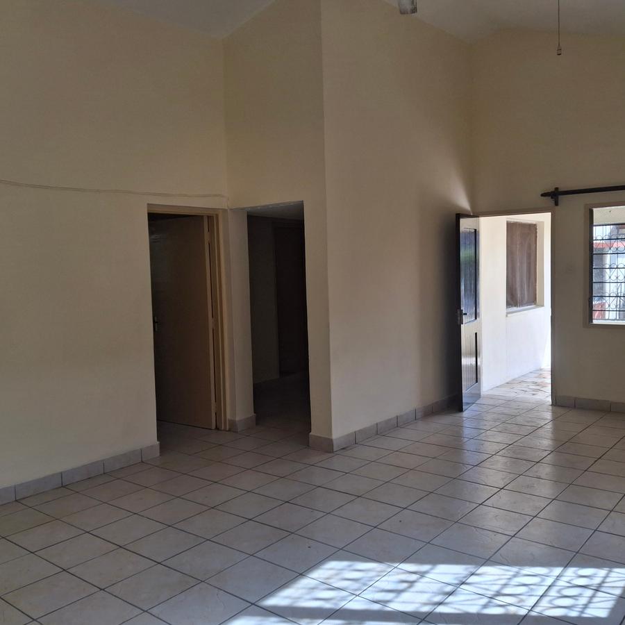 3 Bed House with En Suite at Bamburi Mombasa - 4