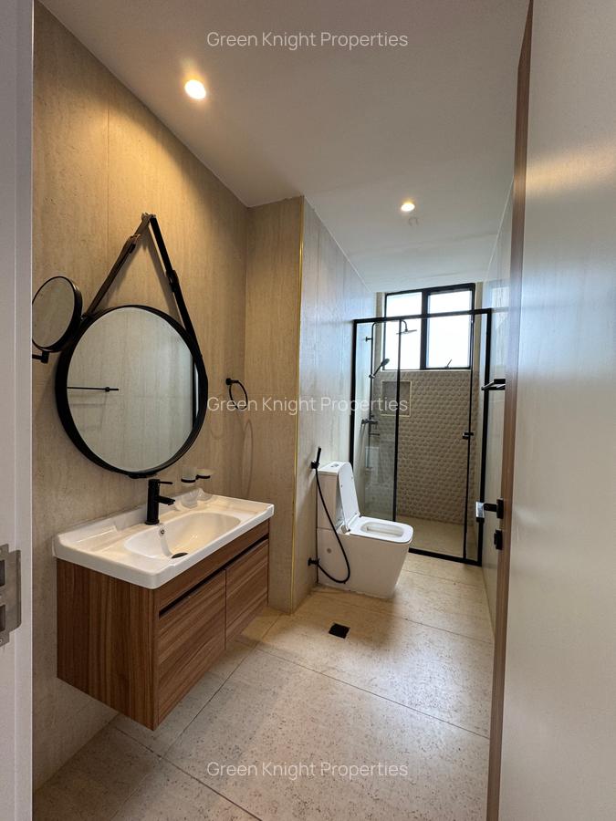 Serviced 2 Bed Apartment with En Suite in Westlands Area - 11