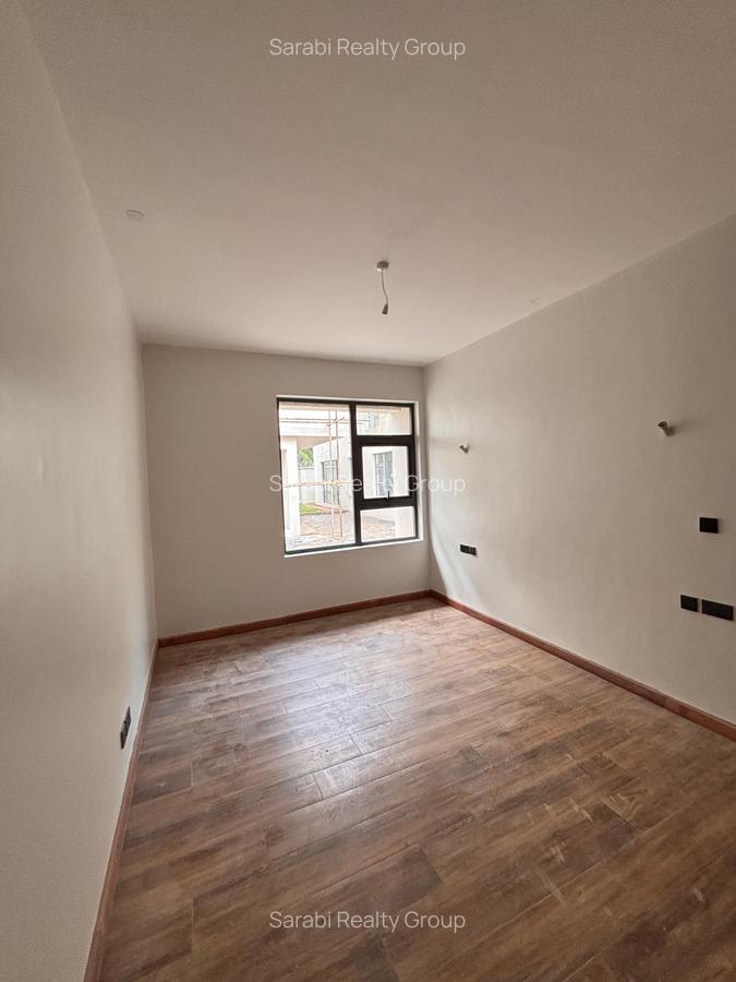 6 Bed Townhouse with En Suite in Lavington - 14