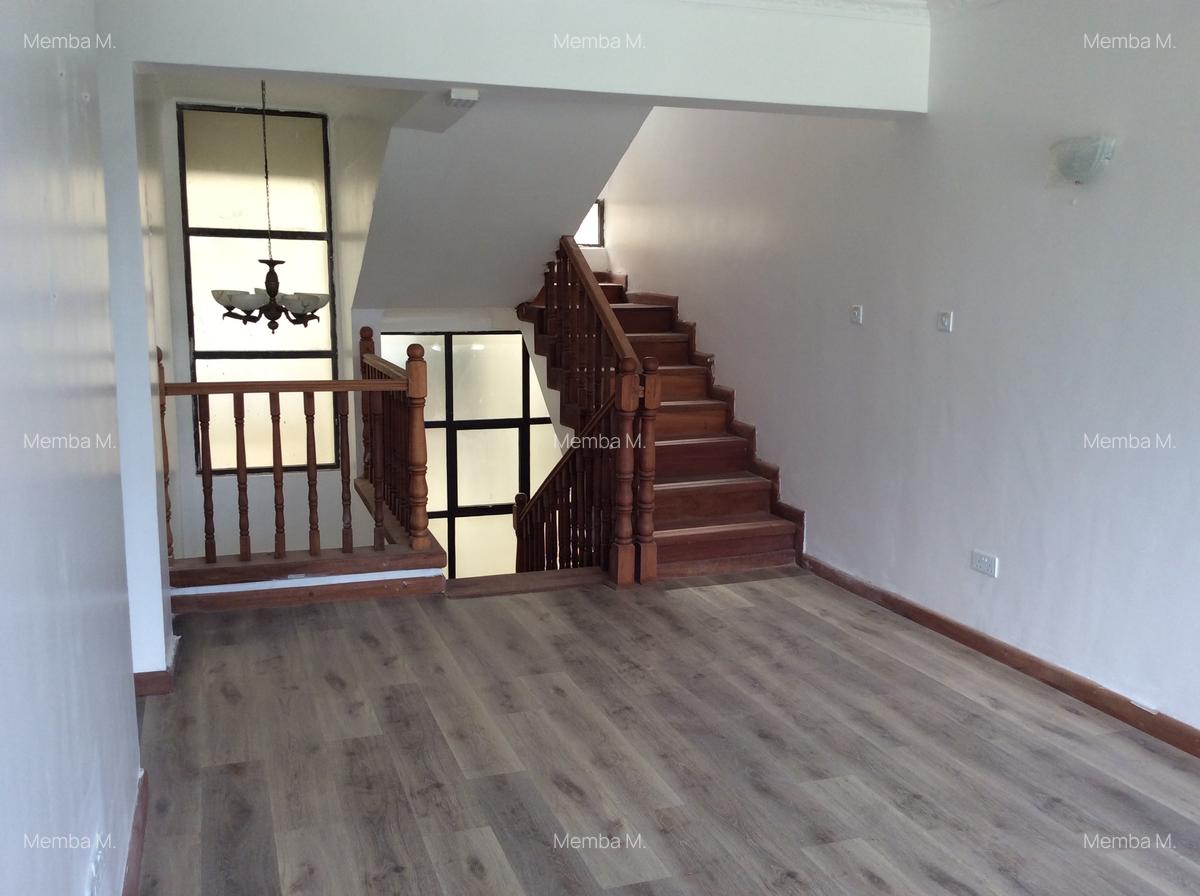 3 Bed Townhouse with En Suite in Nyari - 9