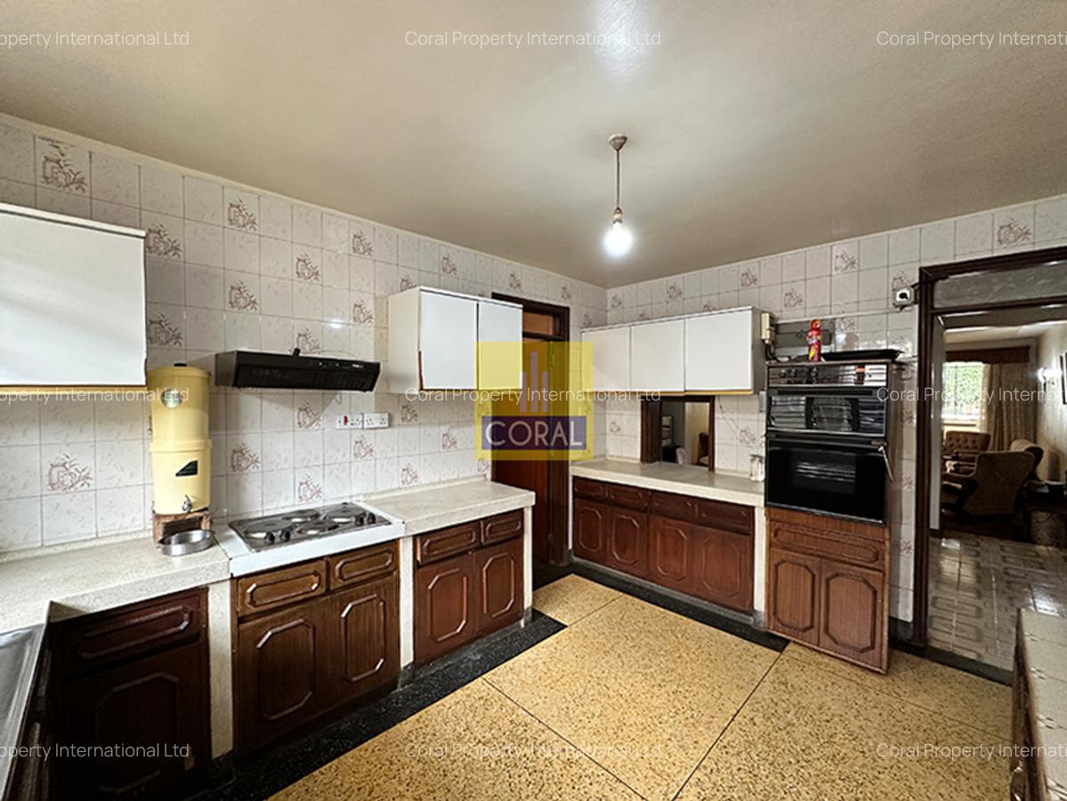 4 Bed Townhouse in Westlands Area - 6