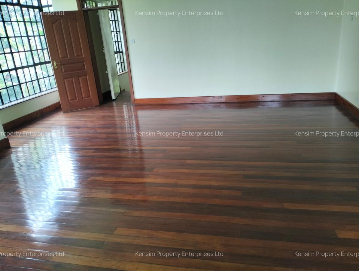 4 Bed Townhouse with En Suite in Muthaiga - 13