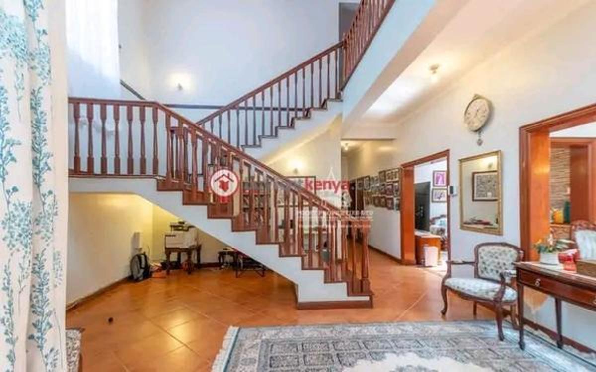 6 Bed Townhouse with En Suite at Karen - 16