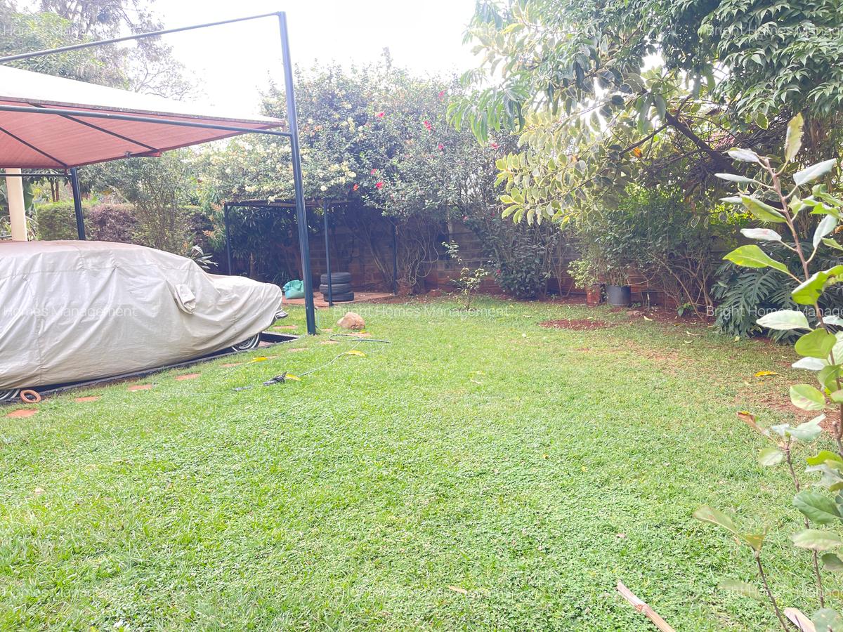 4 Bed Townhouse with En Suite in Lavington - 17