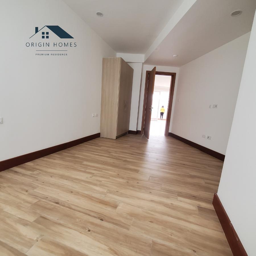 3 Bed Apartment with En Suite at Parklands - 6