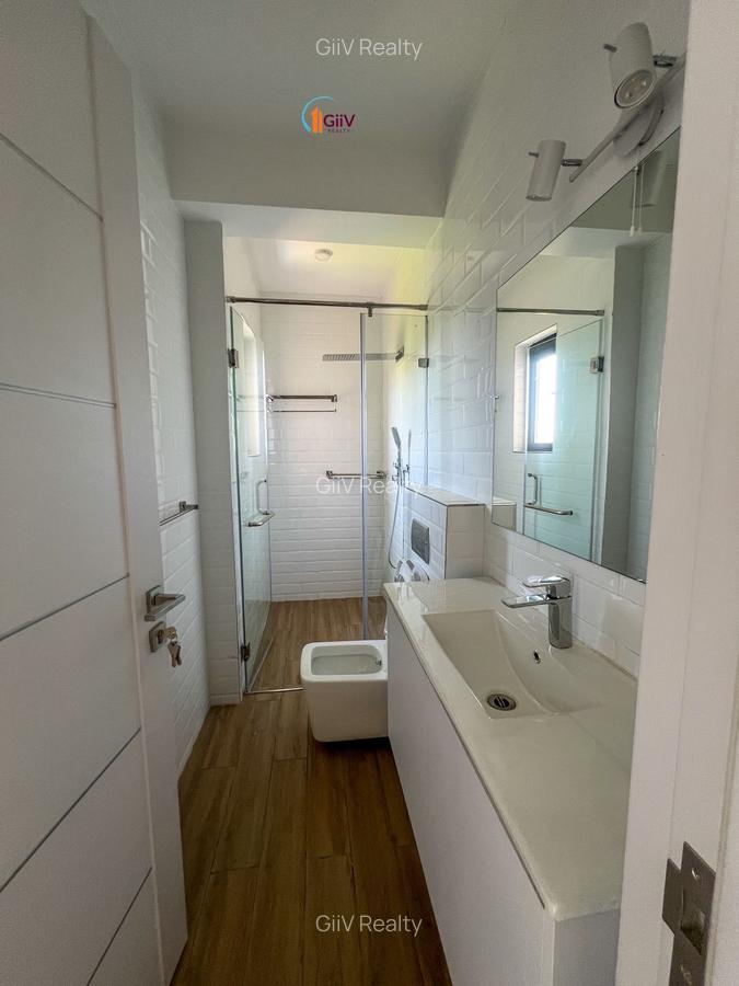 3 Bed Apartment with En Suite in Kileleshwa - 11