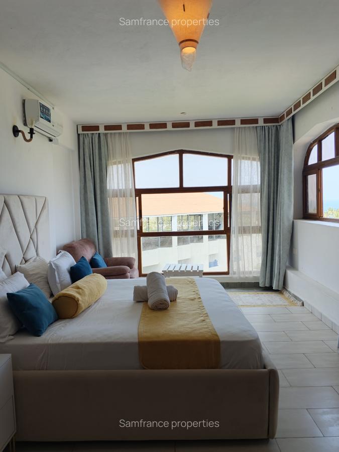 Serviced 2 Bed Apartment with En Suite at Diani Beach Road - 5