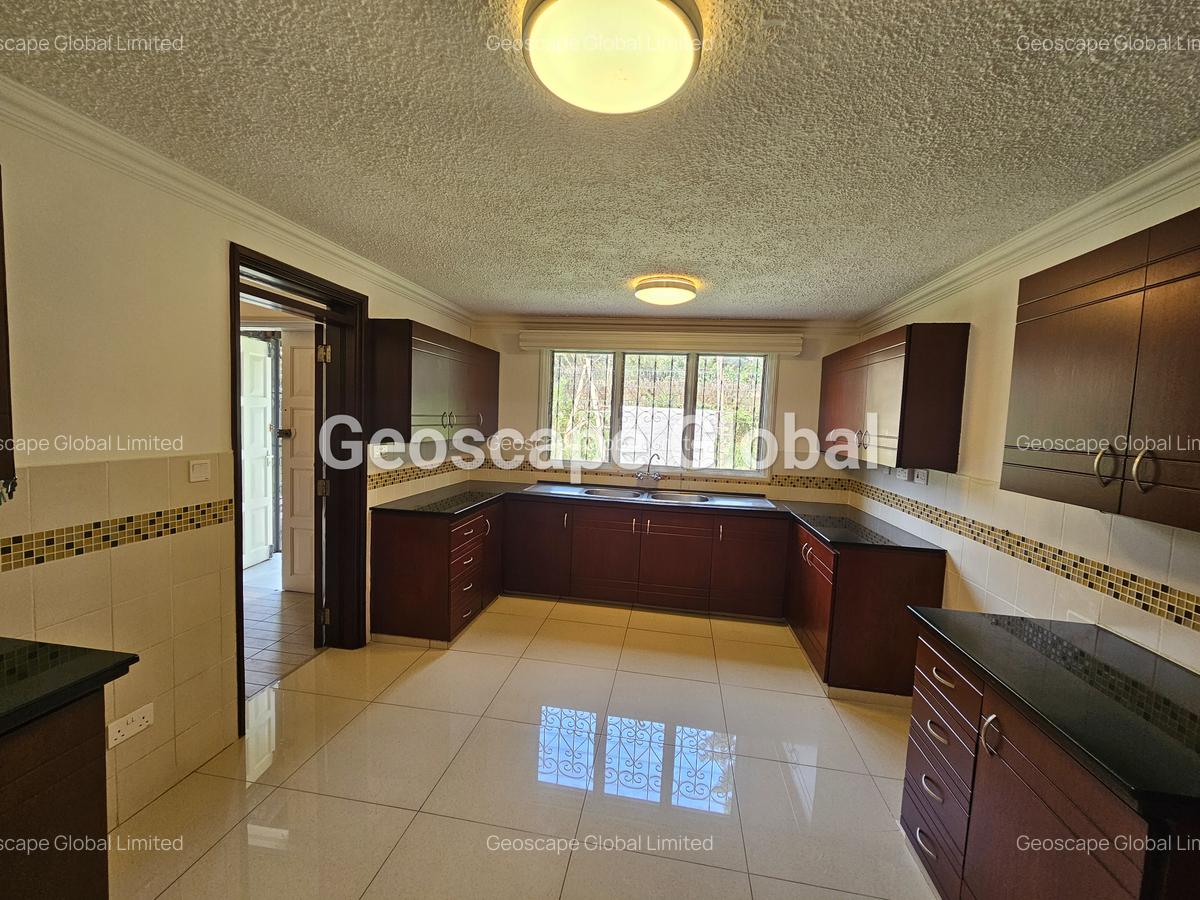 4 Bed House with En Suite in Muthaiga - 15