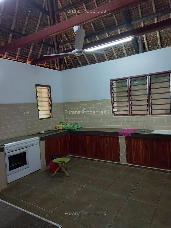 3 Bed Villa with En Suite in Kikambala - 7