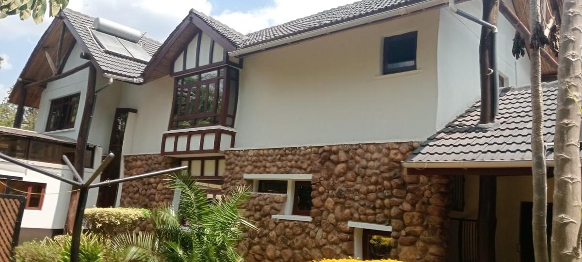 5 Bed House with En Suite at Hardy Area - 10