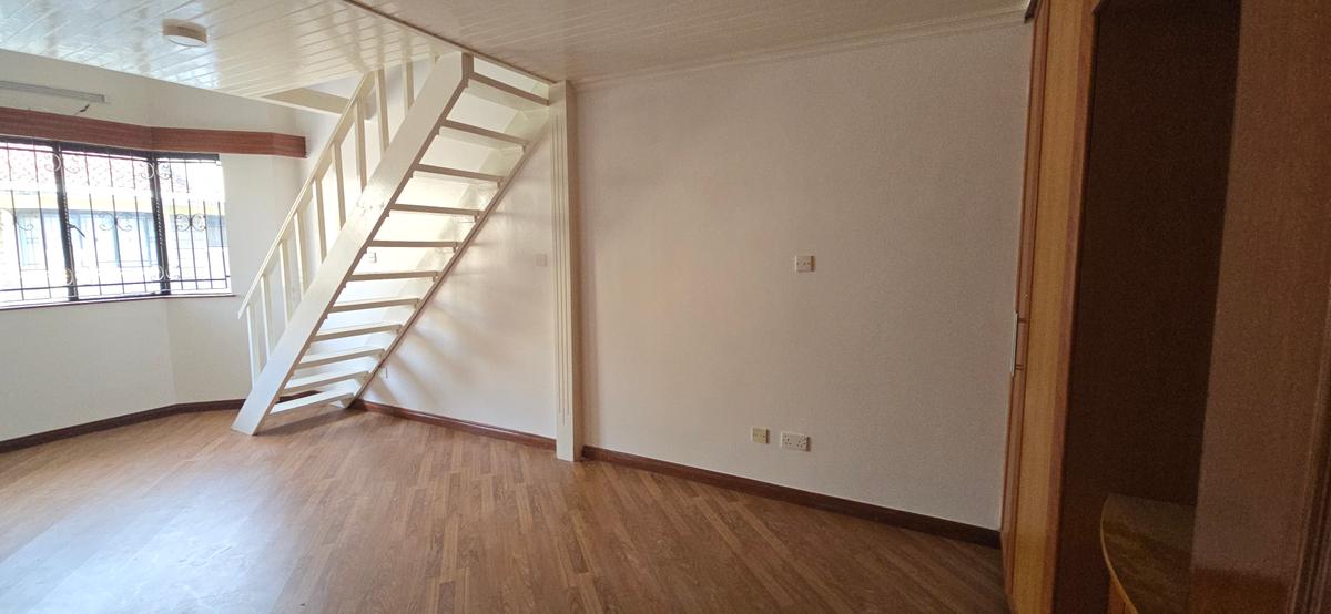 5 Bed Townhouse with En Suite at Grevillea Grove - 13