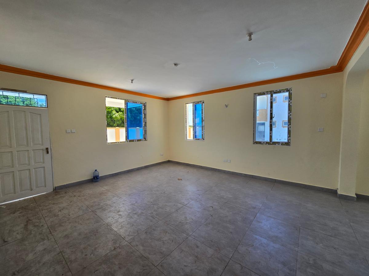 3 Bed Townhouse with En Suite in Mtwapa - 4