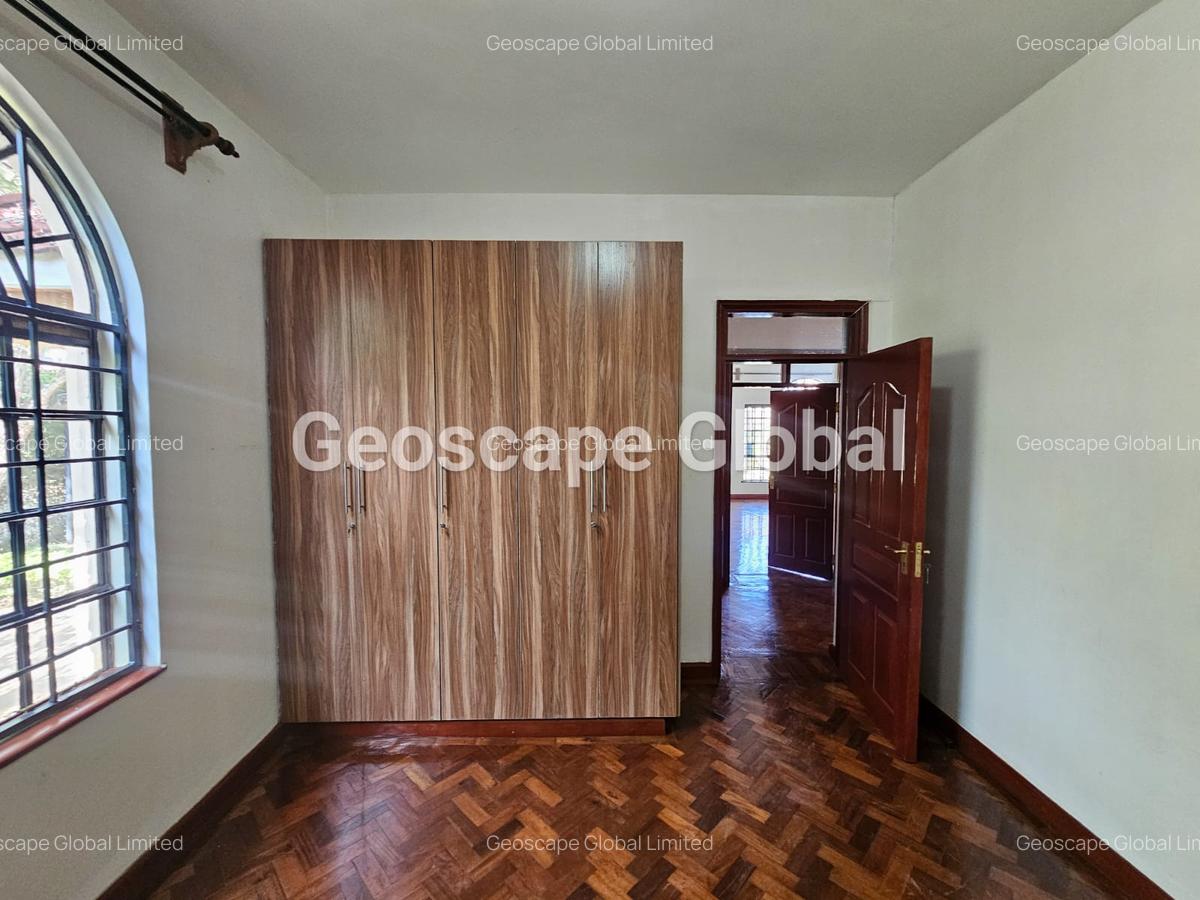 4 Bed Villa with En Suite in Kitisuru - 7