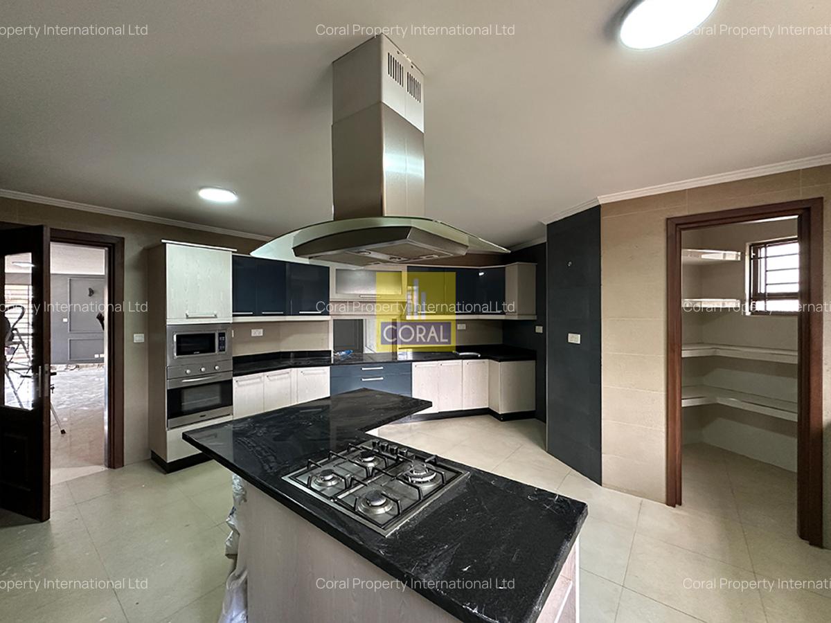 4 Bed Apartment in Parklands - 3