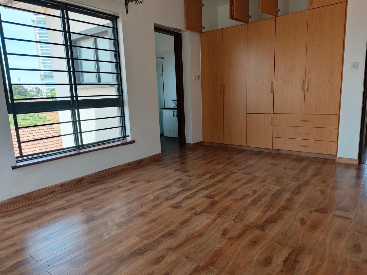 2 Bed Apartment with En Suite in Rhapta Road - 9