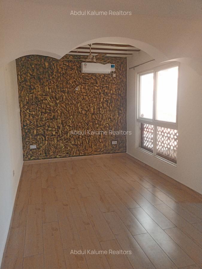 Serviced 1 Bed Apartment with En Suite at Nyali - 10