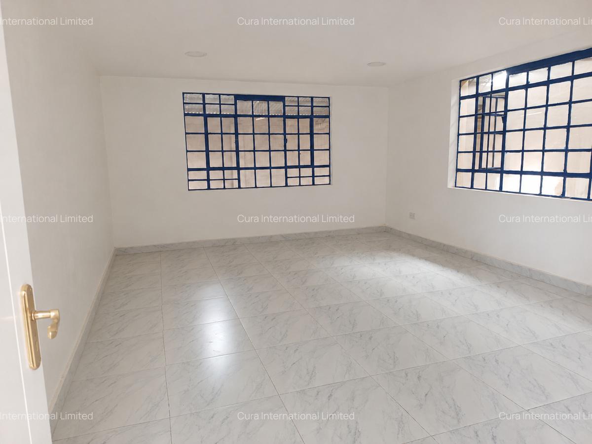 11,600 ft² Warehouse in Mlolongo - 2