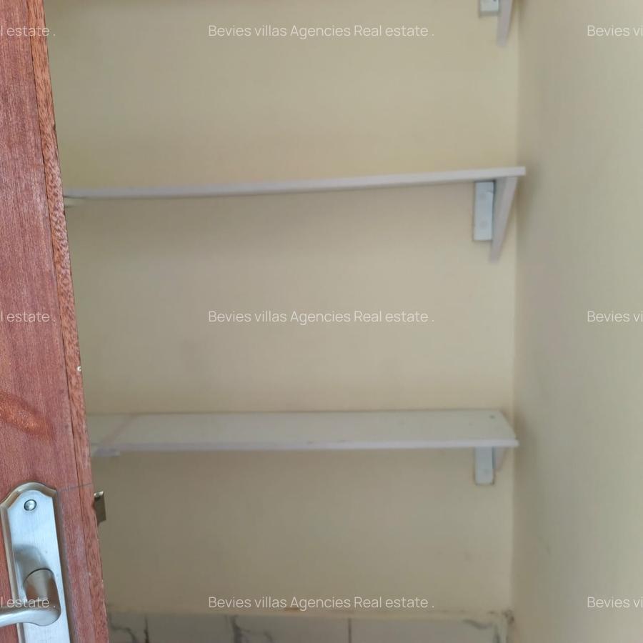 1 Bed Apartment with En Suite at Westlands - 8