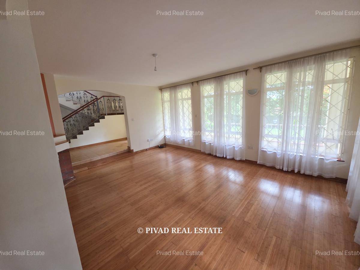 4 Bed House with Garden in Runda - 3