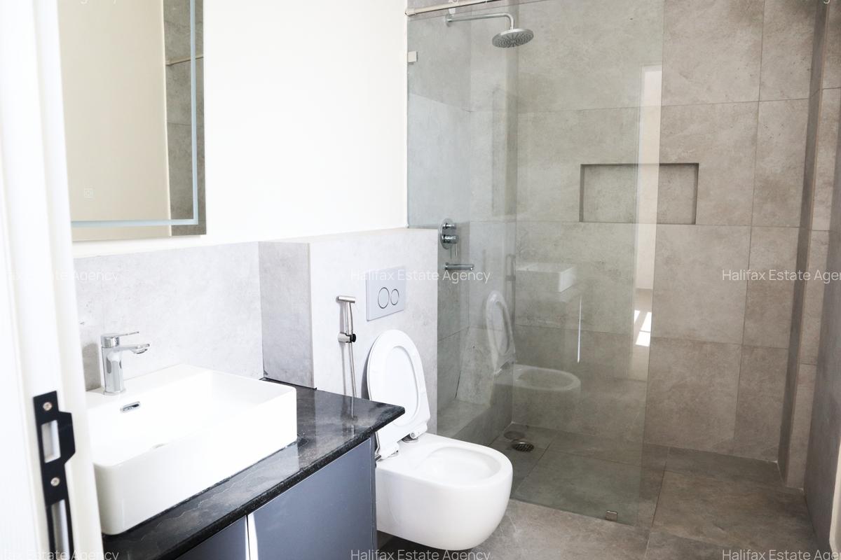 Serviced 3 Bed Apartment with En Suite in Westlands Area - 11