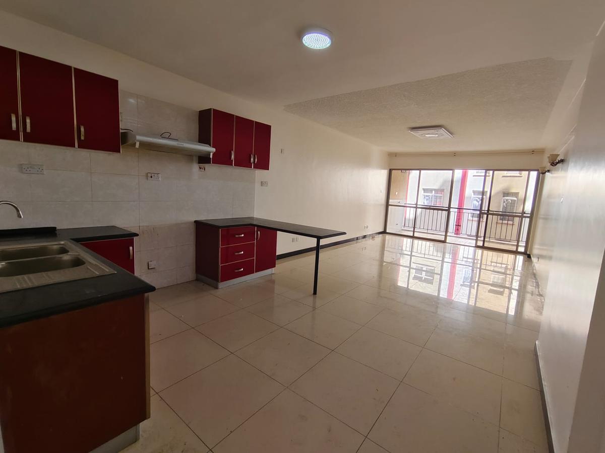 Serviced 3 Bed Apartment with Swimming Pool at Near Yaya Center ...