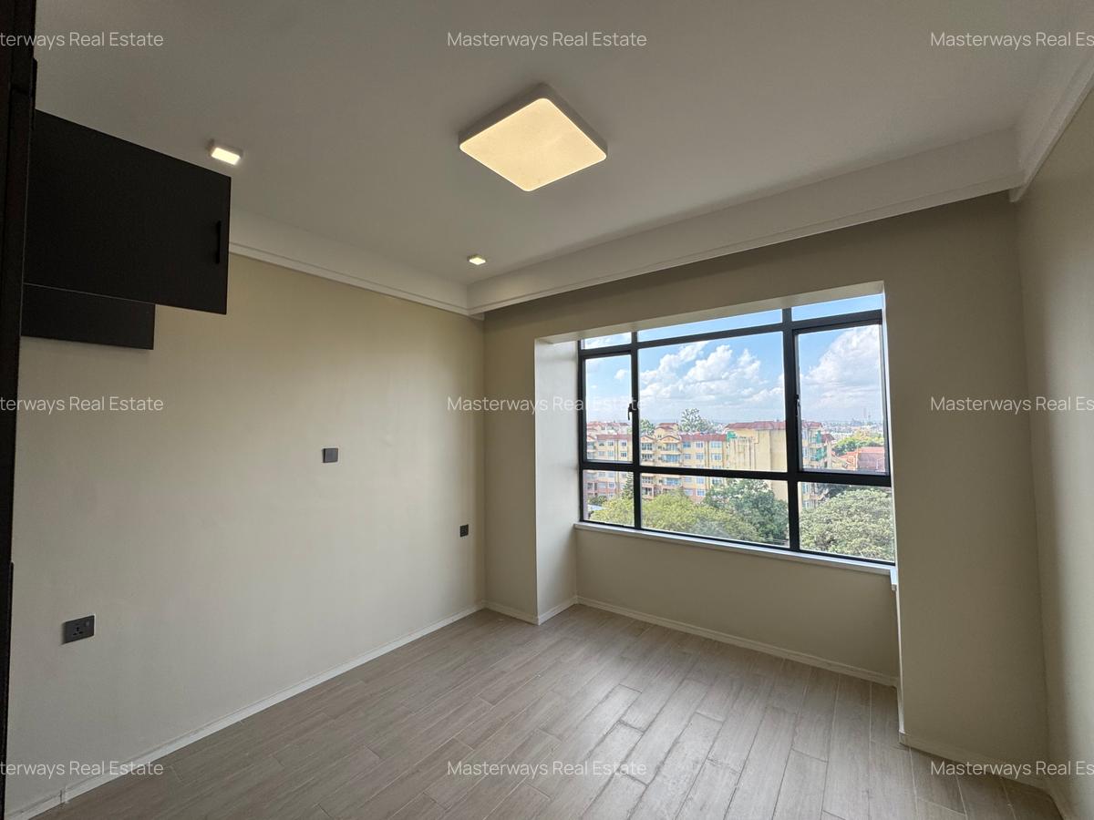 1 Bed Apartment with Swimming Pool in Lavington - 4