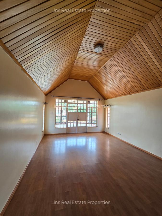 5 Bed House with En Suite in Runda - 15
