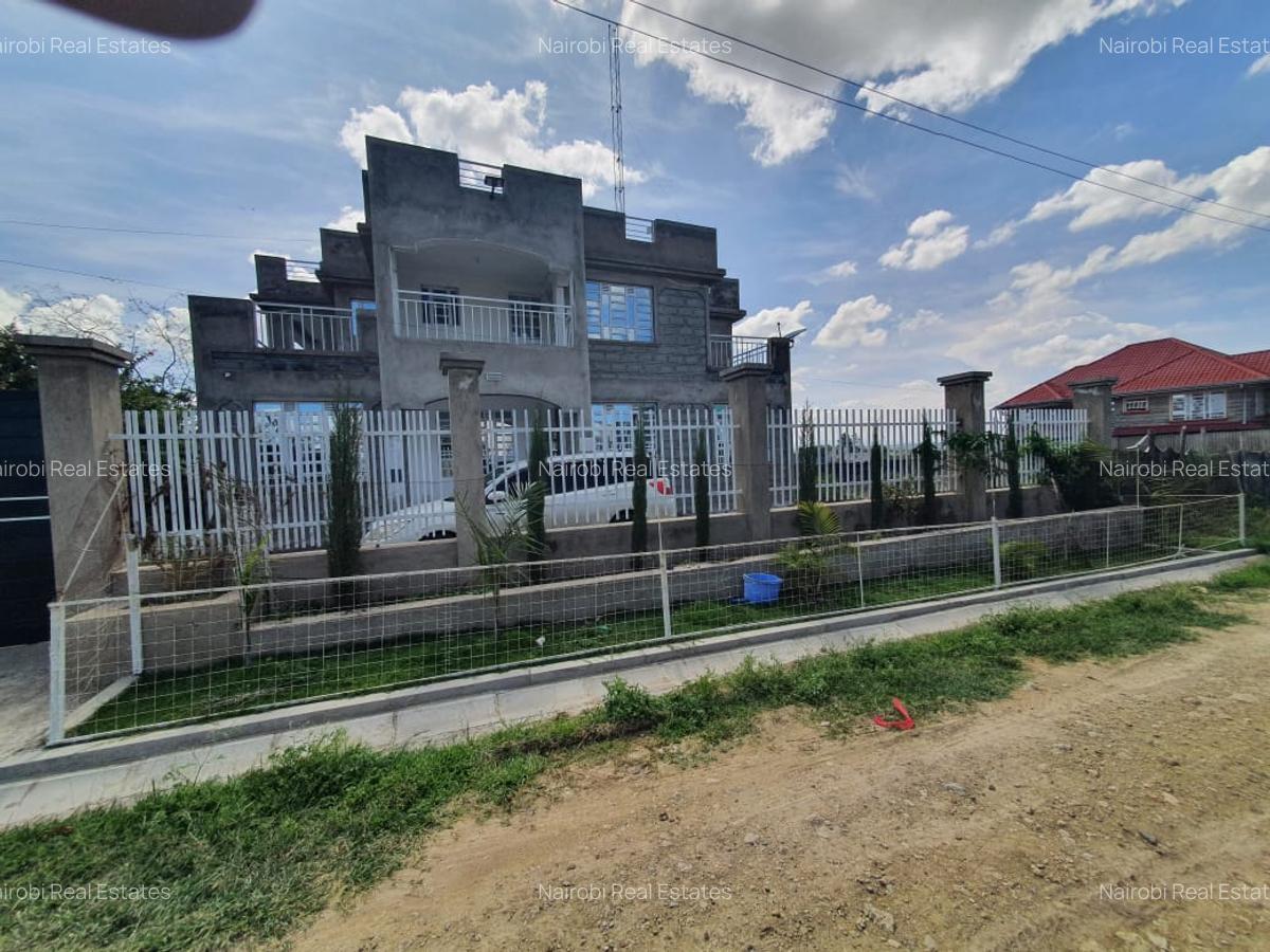 5 Bed House with En Suite in Kitengela - 1