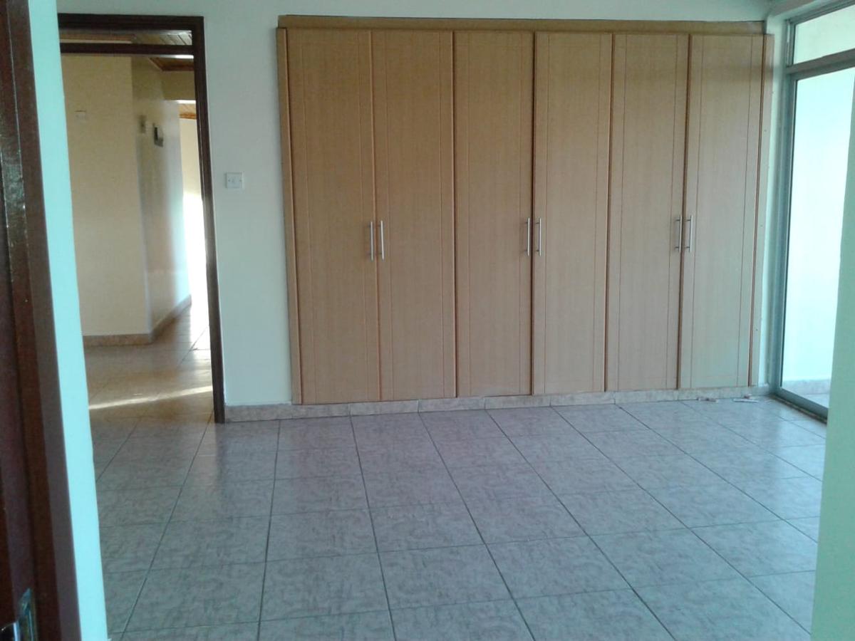 3 Bed Apartment with En Suite in Kilimani - 9