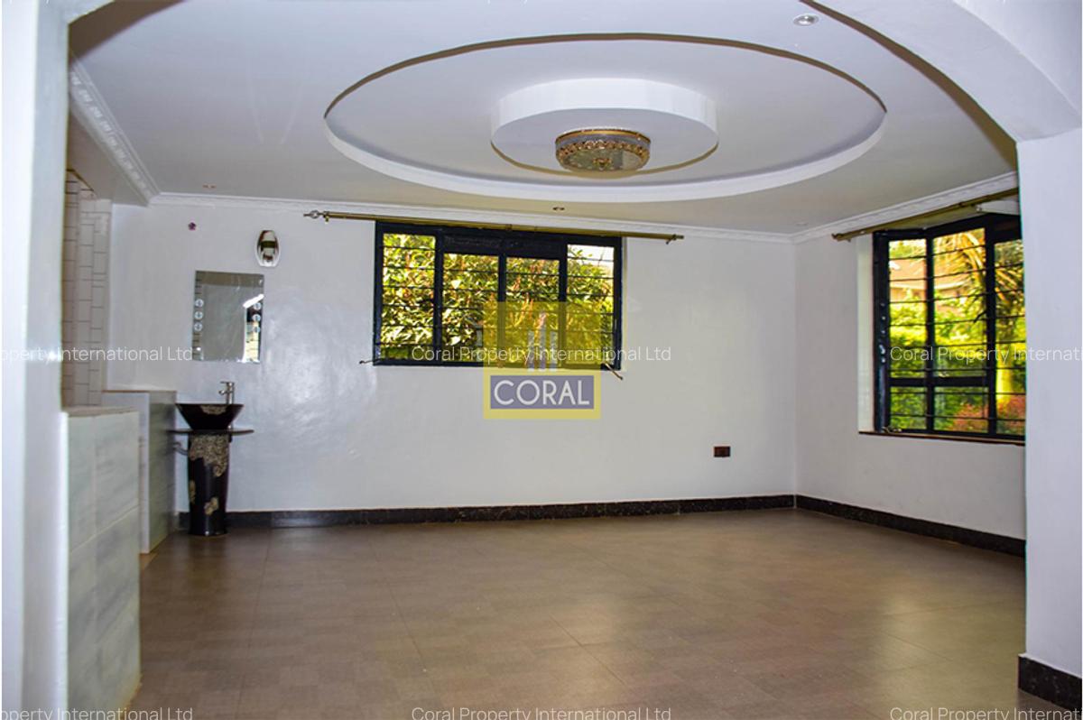 4 Bed House in Kiambu Road - 4