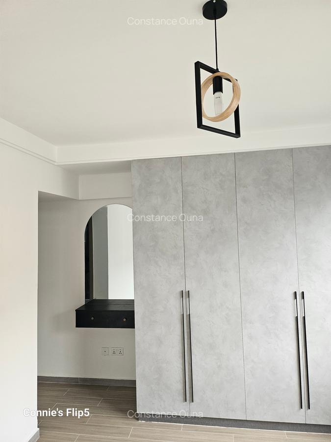 2 Bed Apartment with En Suite at Riverside Drive - 11