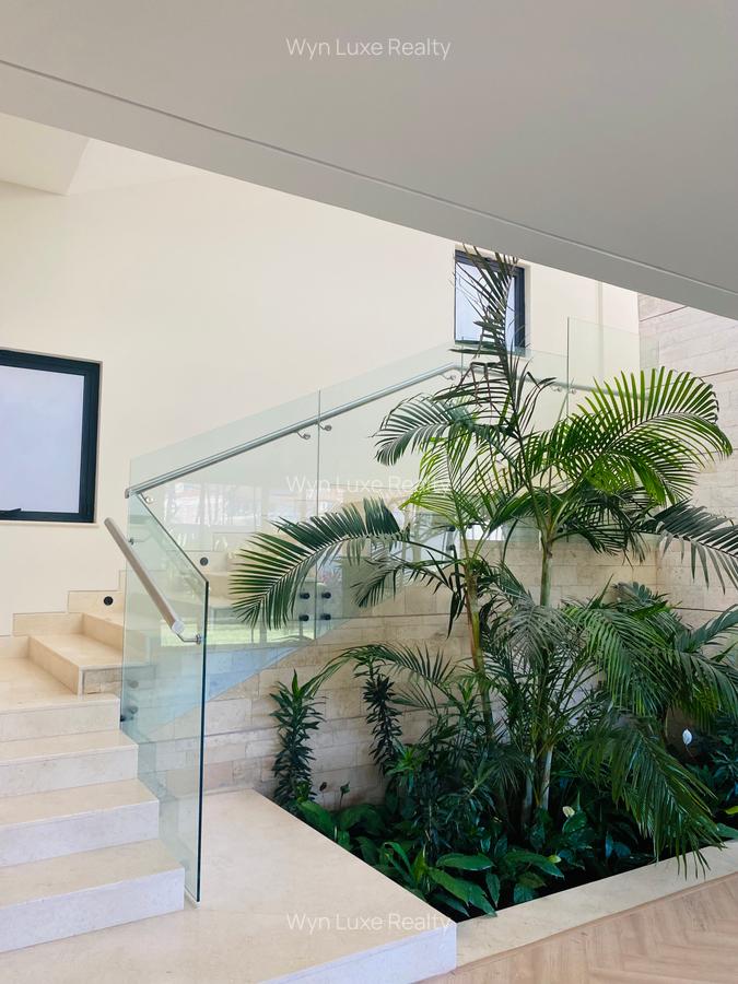 5 Bed Villa at Brookside - 2