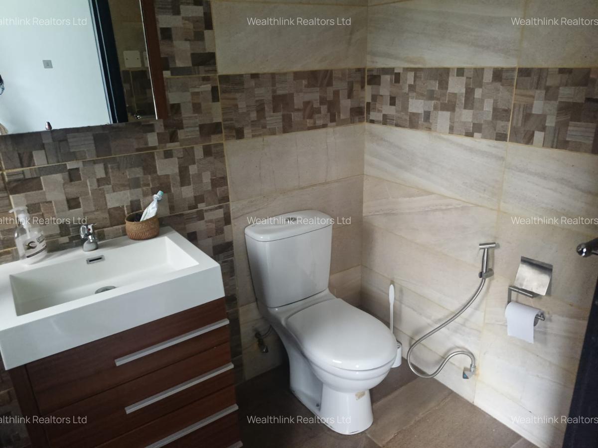 3 Bed House with En Suite at Nyari - 13