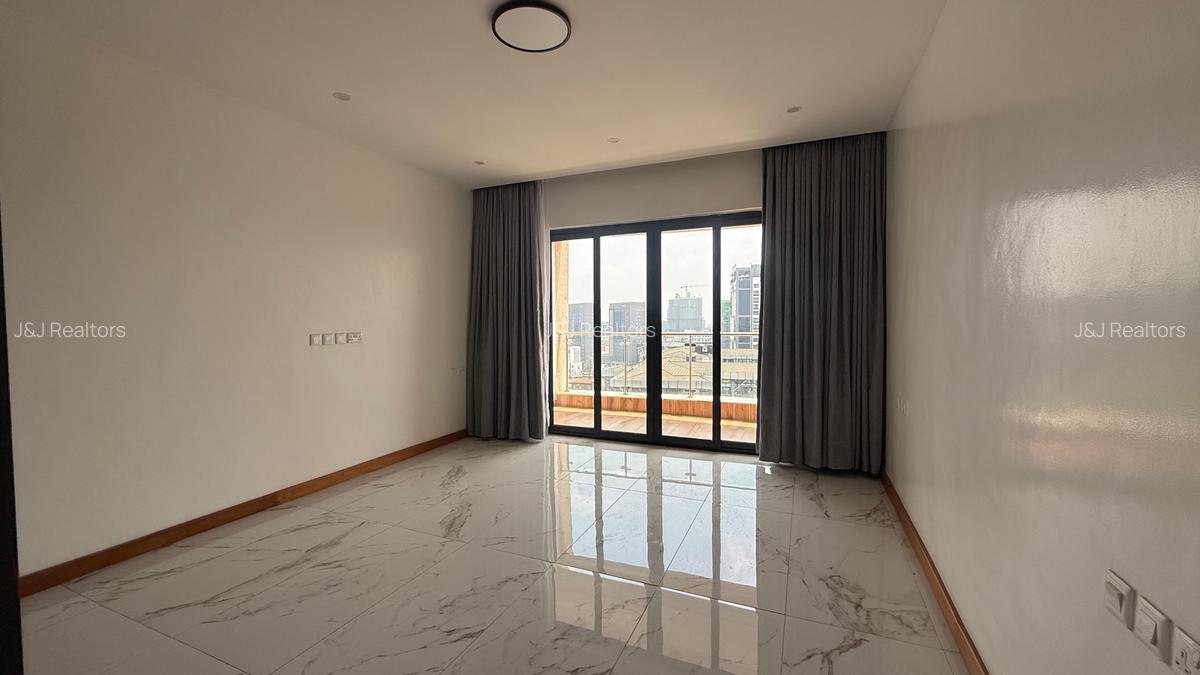 4 Bed Apartment with En Suite in Westlands Area - 14