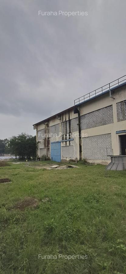 Warehouse in Kikambala - 2