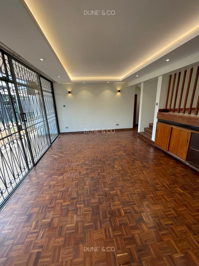 4 Bed Townhouse with En Suite in Westlands Area - 7