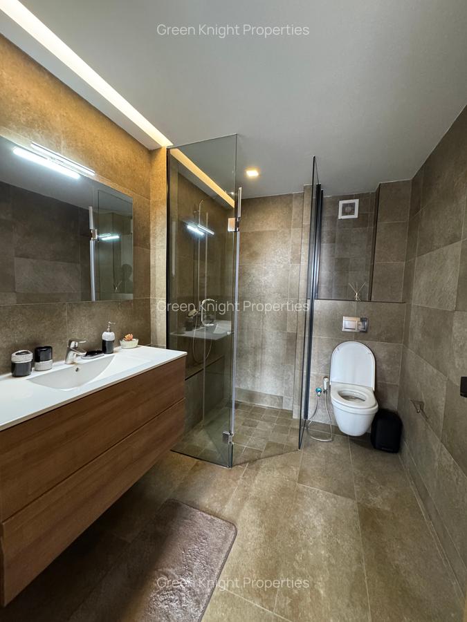 Serviced 2 Bed Apartment with En Suite in Kilimani - 9