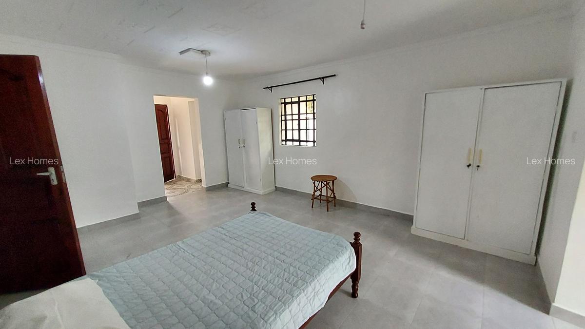 1 Bed House with En Suite in Karen - 4